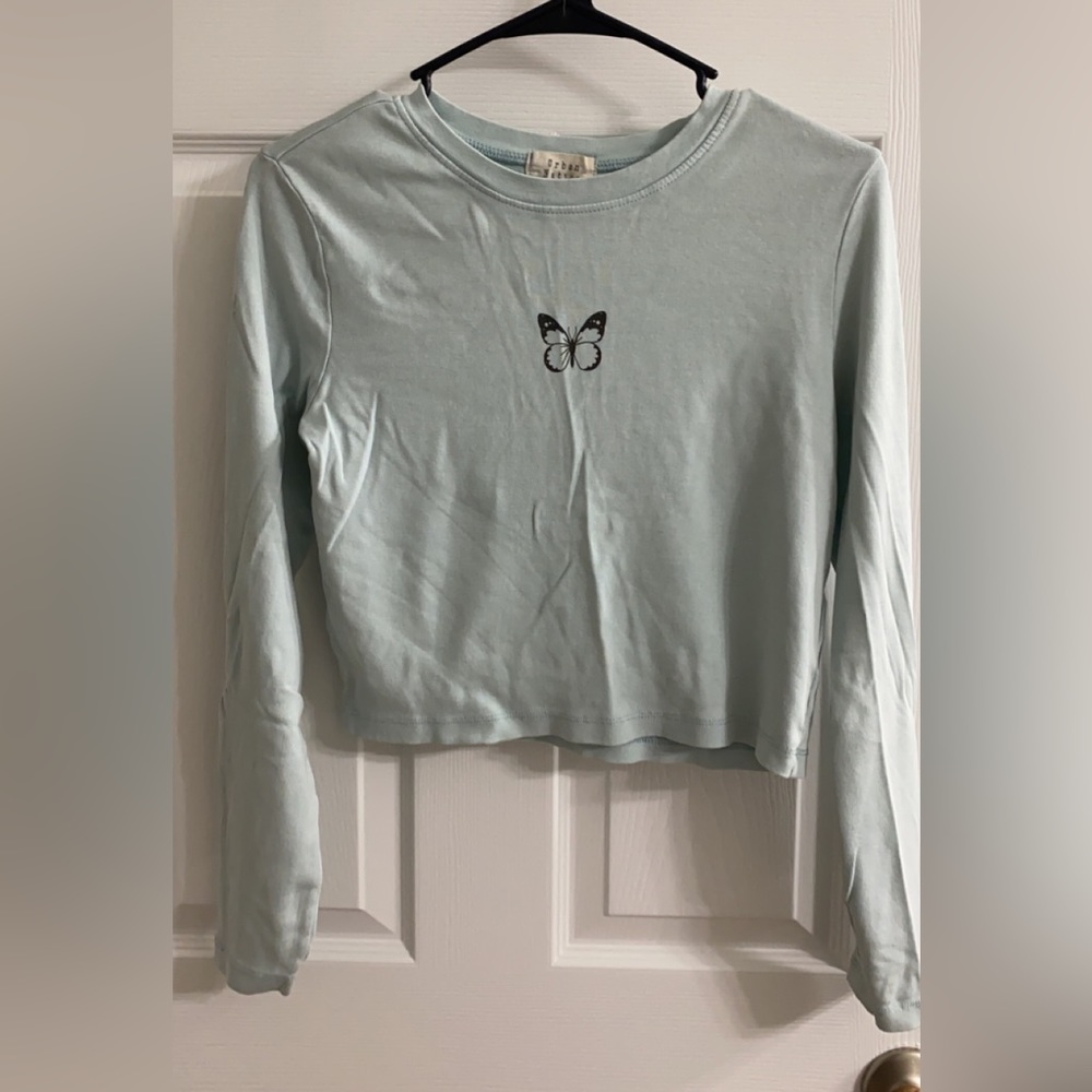 Teal butterfly long sleeve 💙🦋